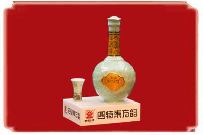 重庆烟酒回收四特酒.jpg